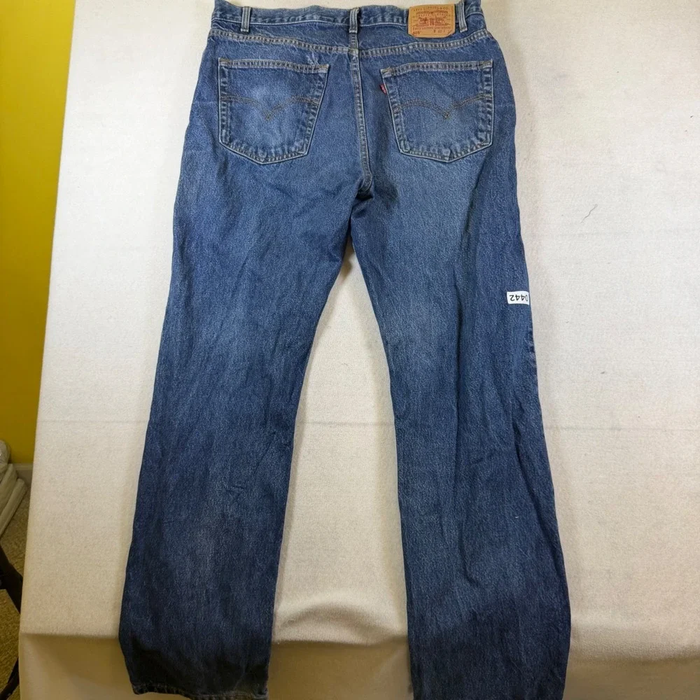 Levis 505 Regular Fit Straight Leg Jeans Mens 40x34 Blue Medium Wash Denim 7798